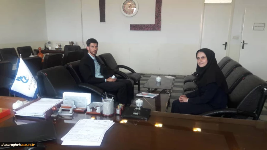 دیدار ریاست محترم آموزشکده سرکار خانم دکتر خبازی با آقای مهندس غفاریان کارشناس هنرستانهای فنی حرفه ای و کاردانش شهرستان مراغه در خصوص تمهیدات و اقدامات لازم جهت معرفی رشته های آموزشکده بخصوص رشته جدید(مدیریت خانواده) و تبلیغ رشته ها در سطح شهر و حومه  2