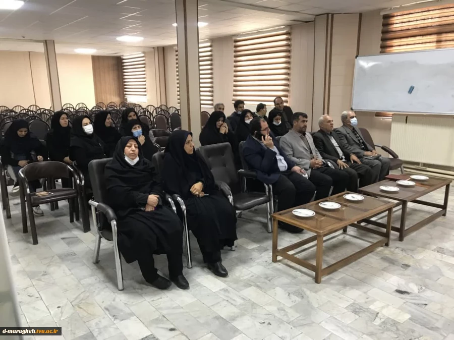 برگزاری مراسمی به  مناسبت گرامی داشت  هفته بسیج،جهاد تبین،  در سالن اجتماعات آموزشکده فنی و حرفه ای دختران مراغه با حضور جناب آقای سرهنگ پیری فرمانده بسیج کارمندی شهرستان و جناب آقای سرهنگ بیداروند و هیأت همراه و ریاست محترم آموزشکده و همکاران گرامی
    