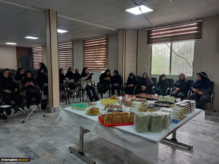 برگزاری ورکشاپ غذای سالم و سنتی آذربایجان در آموزشکده دختران مراغه  5